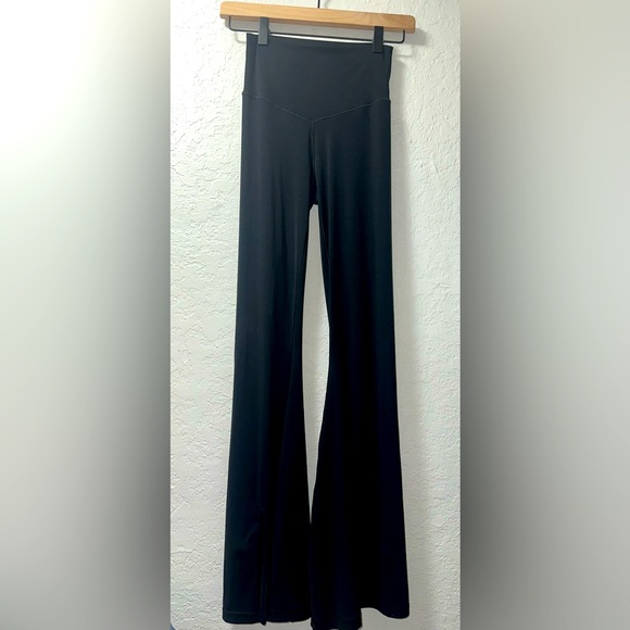 aerie Pants - Offline by Aerie Black Flare Leggings, Size Small